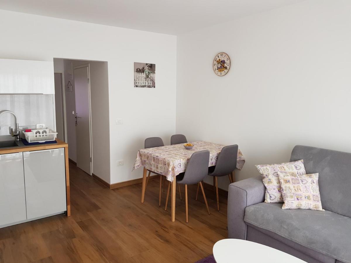 Apartman Luka Novigrad Istria Eksteriør bilde